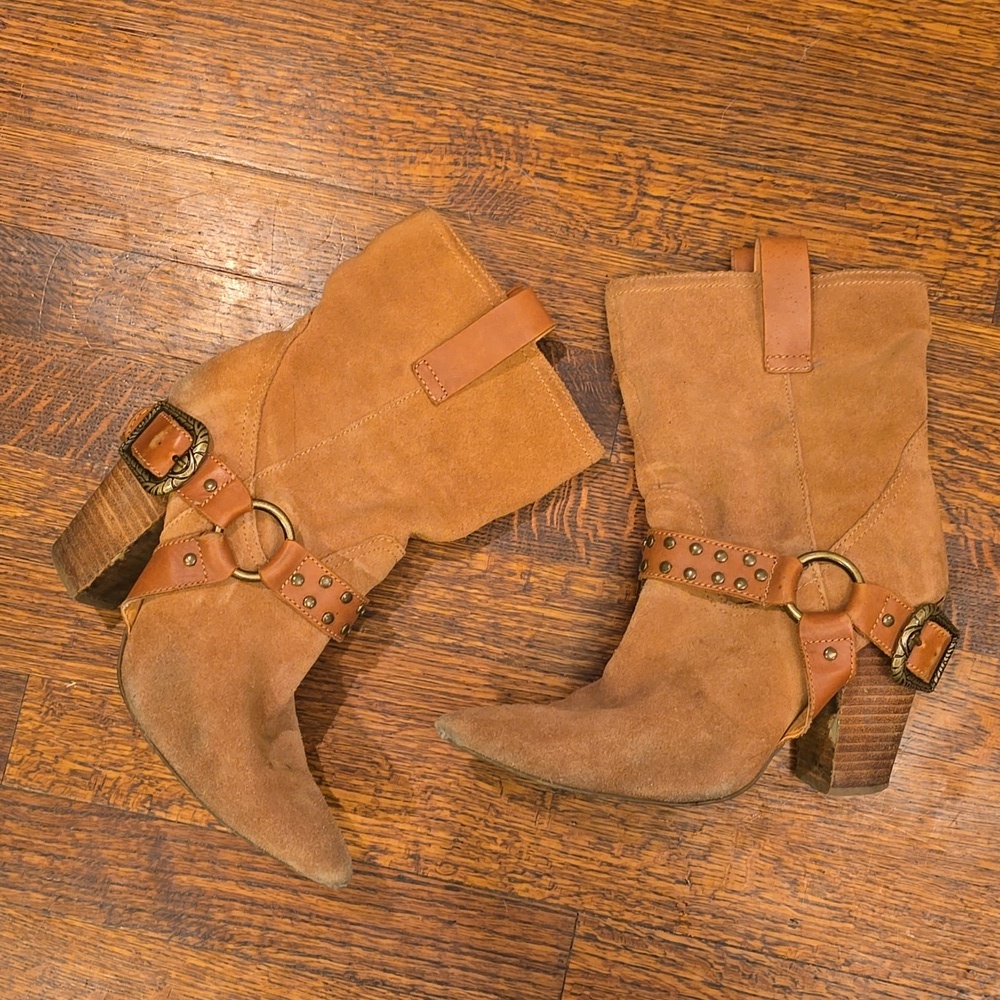 Dingo Women's Dancin Queen Tan Suede Pointed Toe Mid-Calf Boots Shoes Size 9